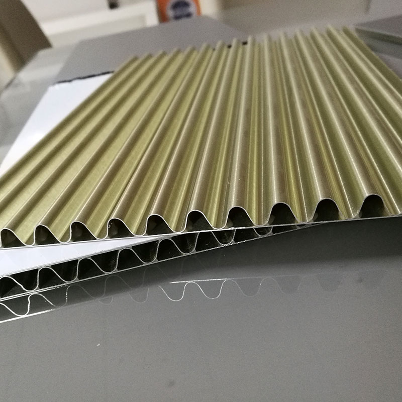 Aluminum Corrugated Panel Is Safer In The Application